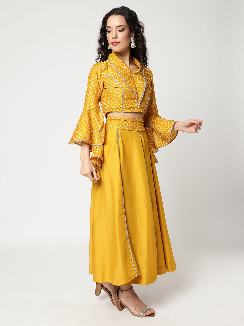 Bandhani Foil Printed Collared Crop Top Having Laces With Bell Sleeves And Solid Matching Flared Skirt Set