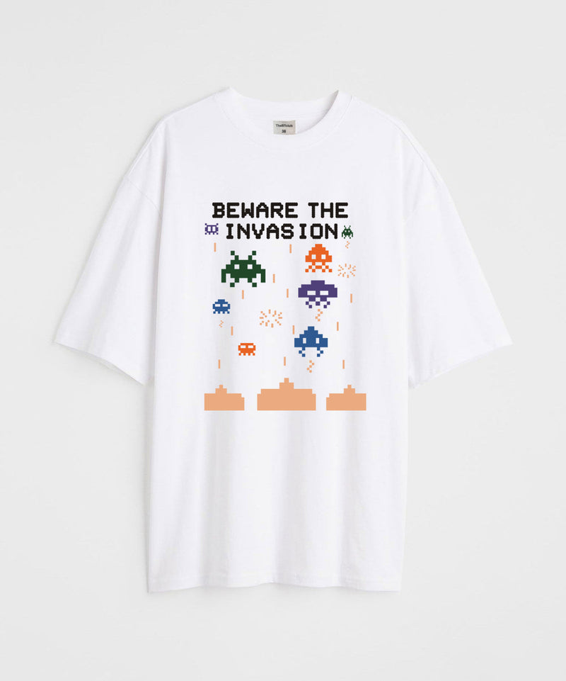 Beware the invasion - Oversized T-shirt