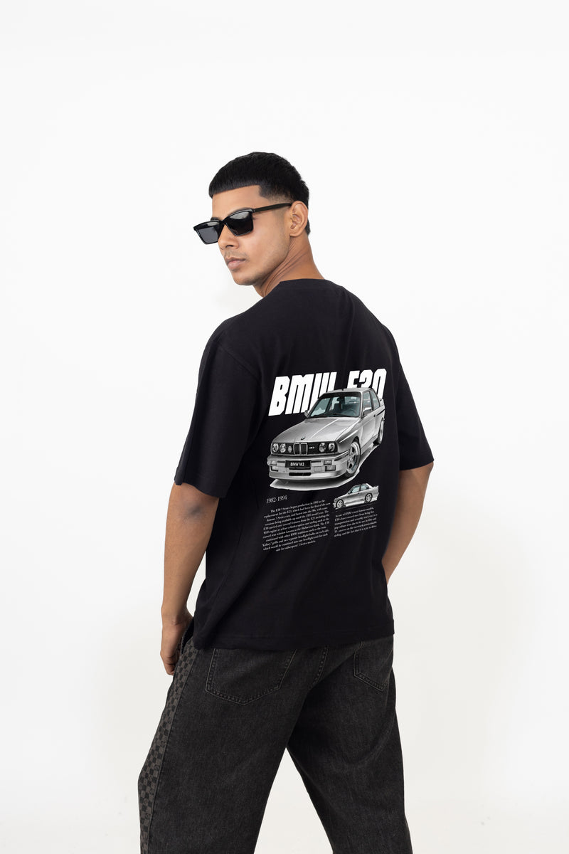 E30 - Oversized T-shirt