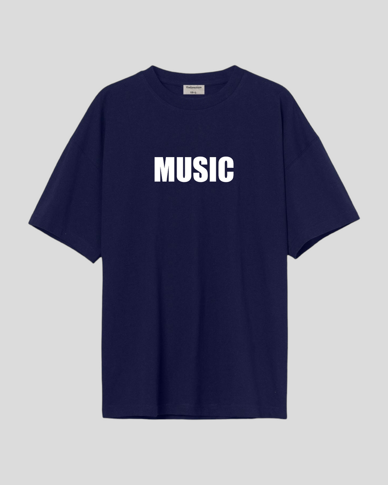 Music is my only drug - Oversized T-shirt